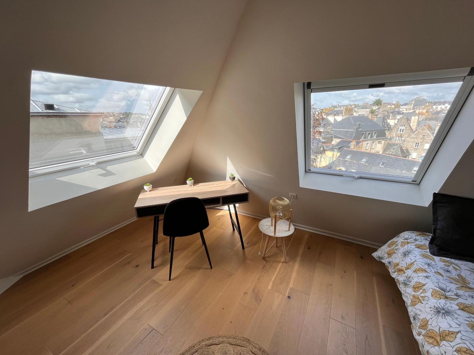 Le Nid Des Quais - Vue Panoramique Au Coeur De La Ville - Wifi - Entree Autonome Кимпер Екстериор снимка